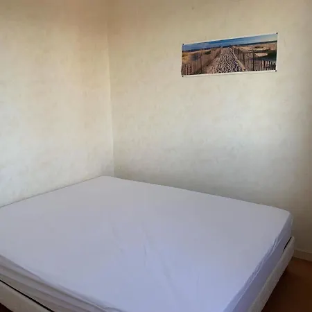 2 Pièces Centre-ville, Parking, Proche - Fr-1-712-40 *